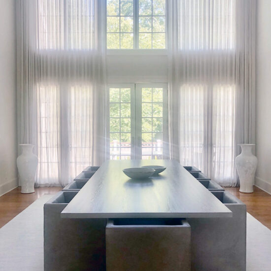 03-dining-room-custom-dining-table-statement-chandelier-minimalism